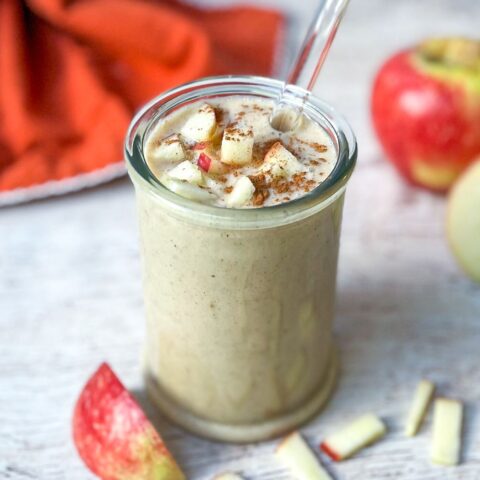 Apple pie smoothie