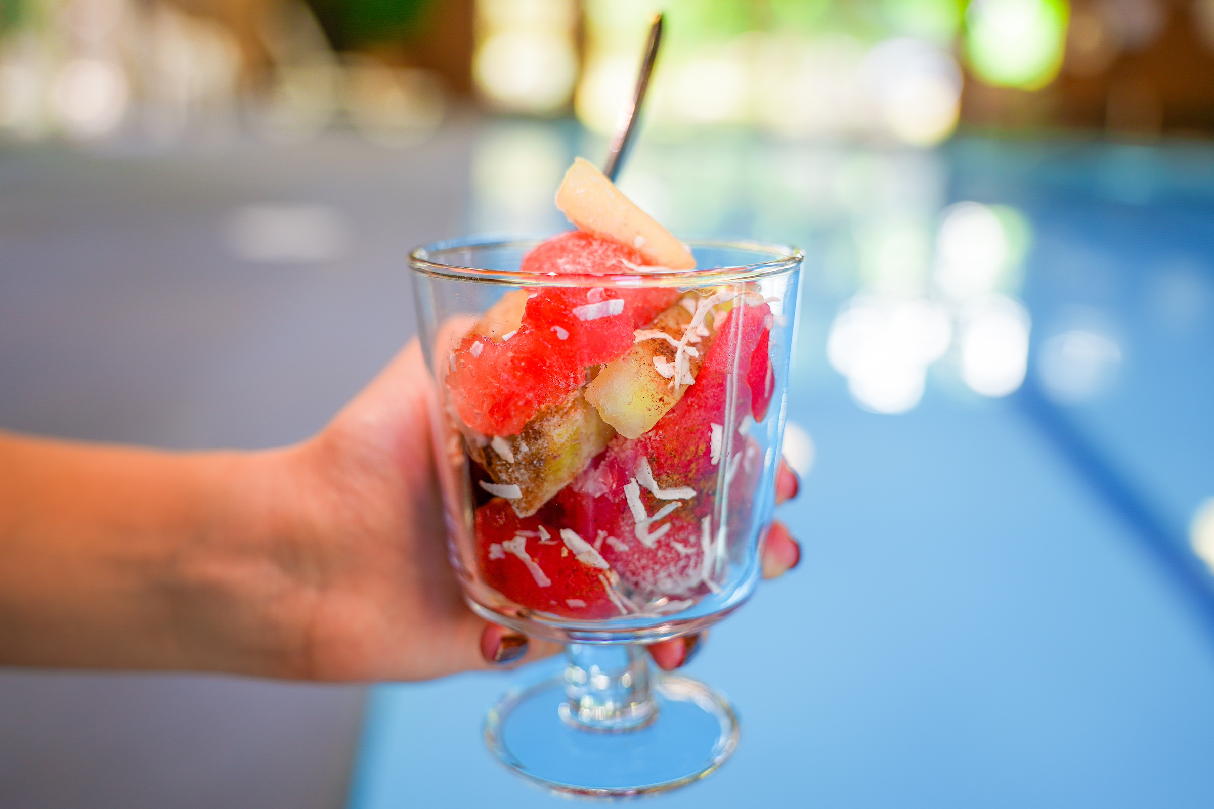 Frozen spiced melon bites by the poolside_2