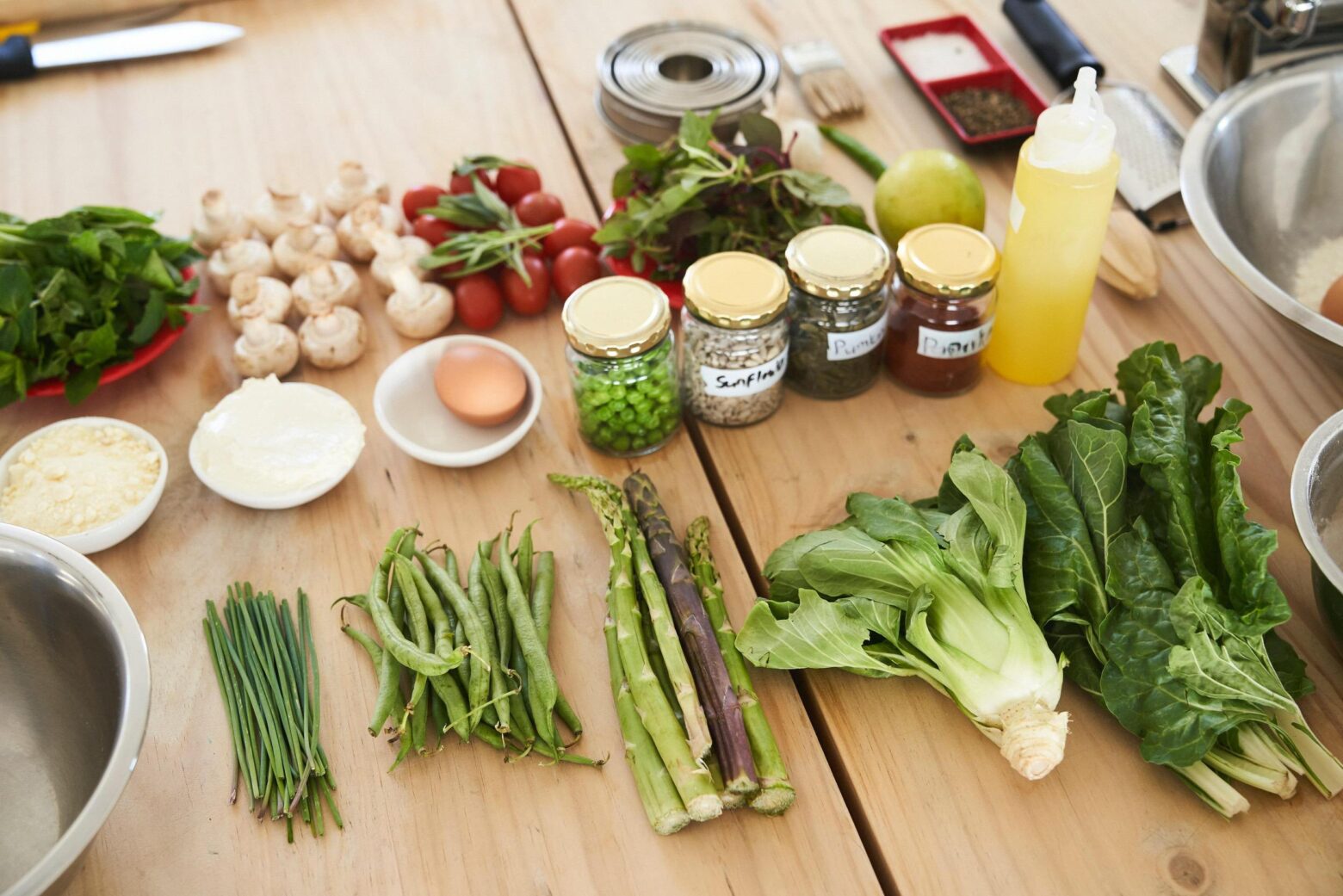 Plants and spices lined out on a table