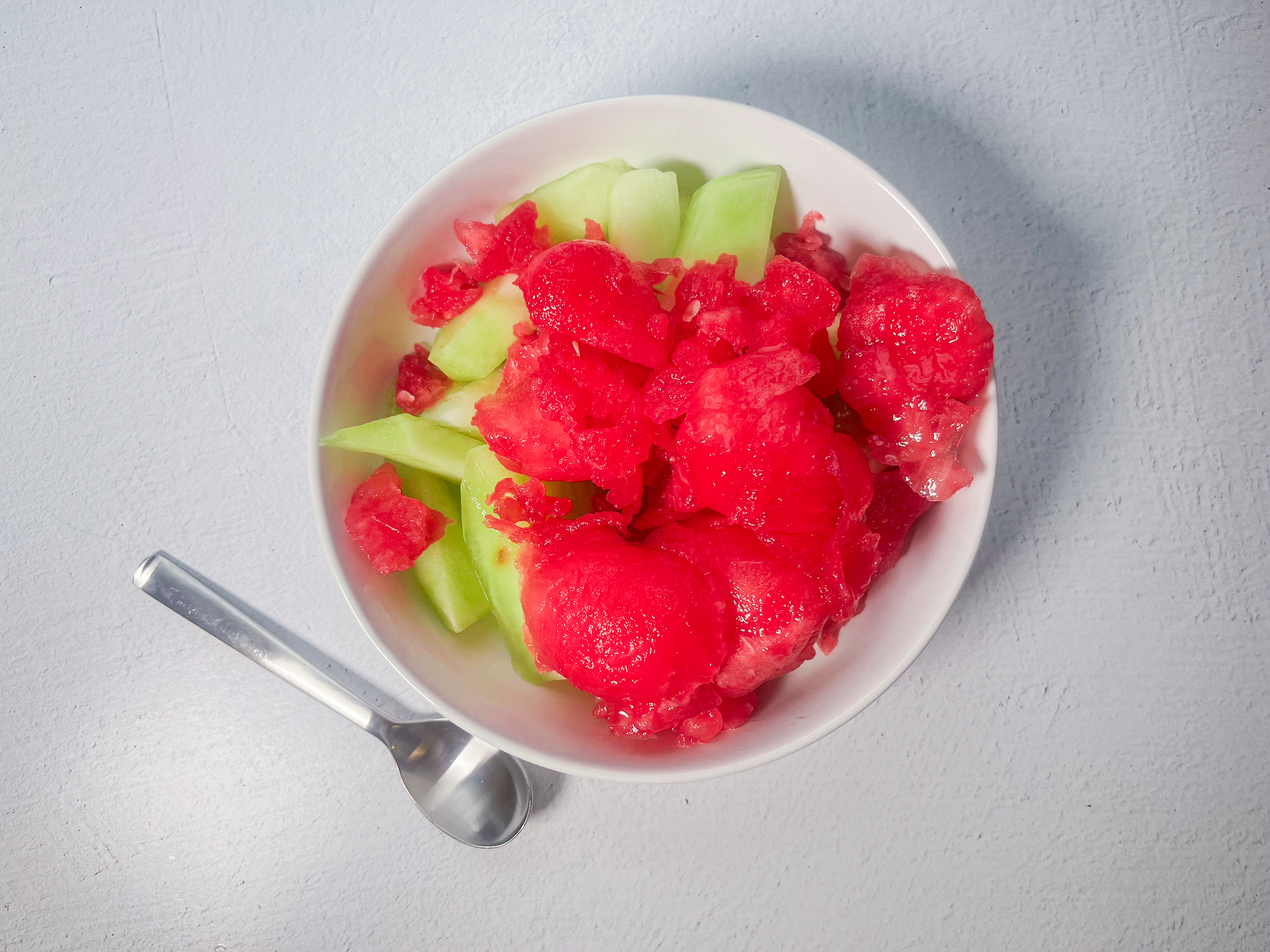 Watermelon and honeydew in a bowl.