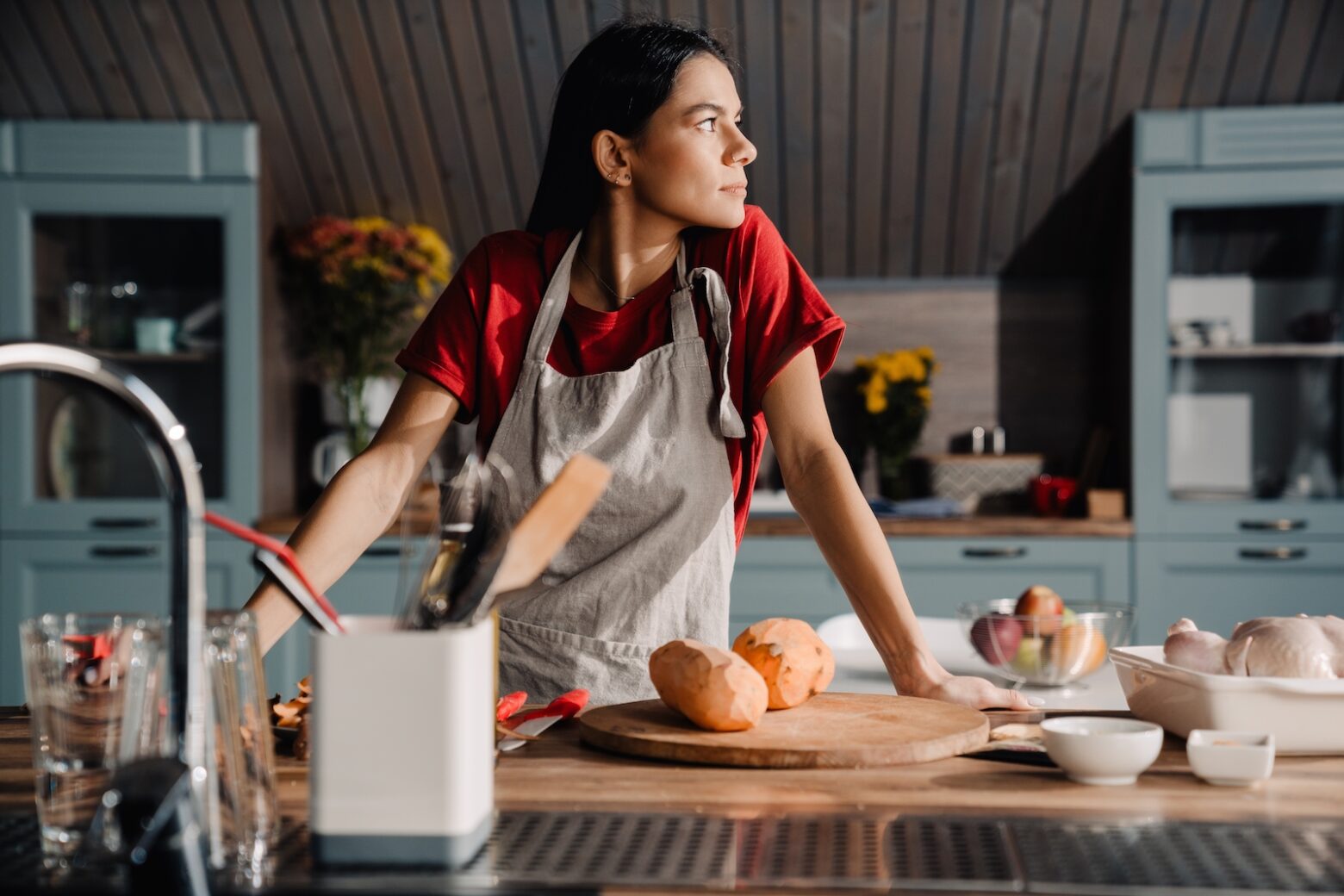 women baking sweet potatoes